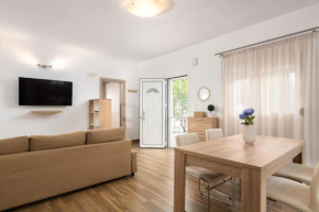 Theros Luxury Apartment - Dodekanes Archángelos